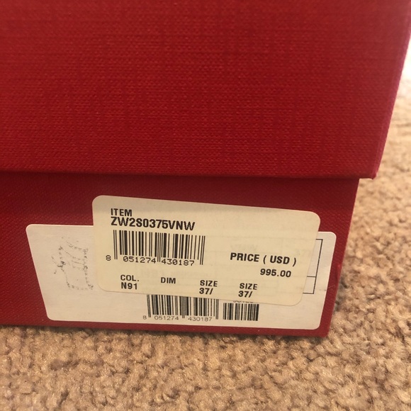 Valentino Valentino 😍 - Picture 6 of 7